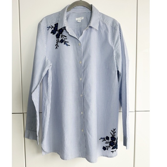J. Jill Embroidered Button Down Shirt Blue White Stripe Size Medium Costal Work - Picture 1 of 8